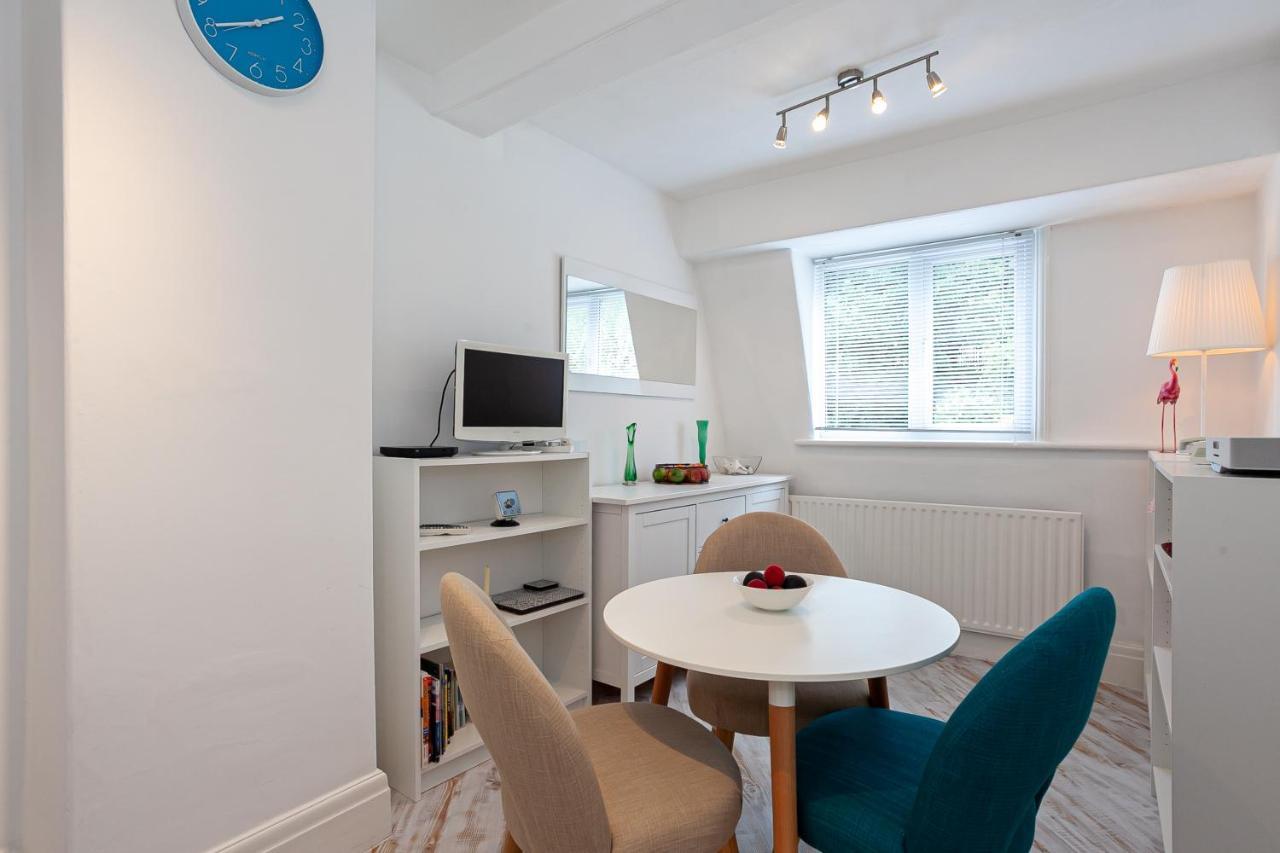 Cosy 2 Bed Apartment - Close To Leeds Centre Εξωτερικό φωτογραφία